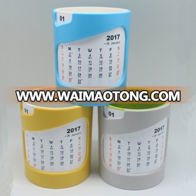 New Design Plastic Pen Holder With Beautiful Pen Calendar